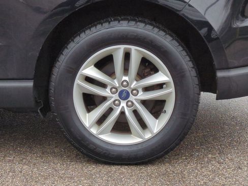 Used 2018 Ford Edge SEL w/ Equipment Group 201A image 19