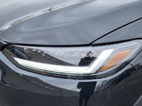 Used 2023 Honda HR-V Sport image 8