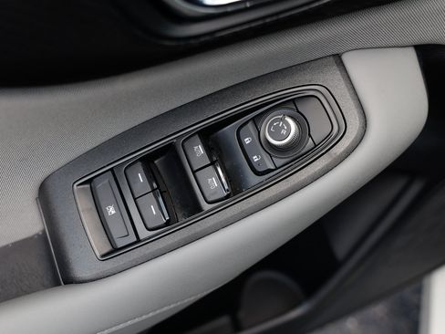 Used 2025 Subaru Legacy Premium AWD/4WD image 43