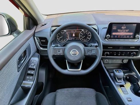 Used 2021 Nissan Rogue S FWD image 16