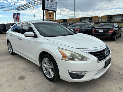 Used 2014 Nissan Altima 2.5 SL w/ Technology Package