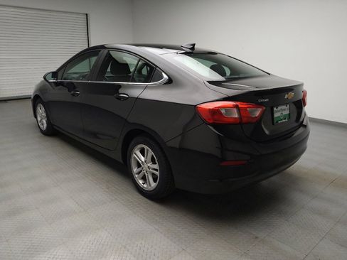 Used 2018 Chevrolet Cruze LT FWD image 5