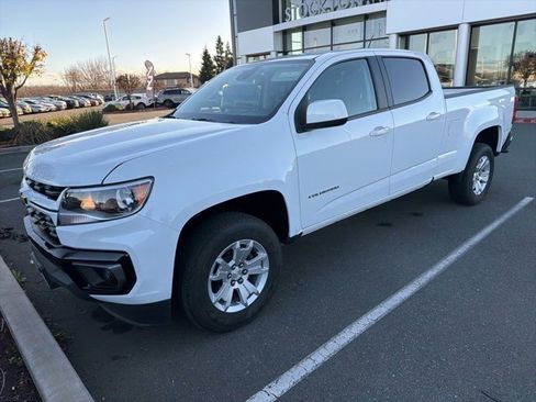 Used 2021 Chevrolet Colorado LT w/ Safety Package image 2