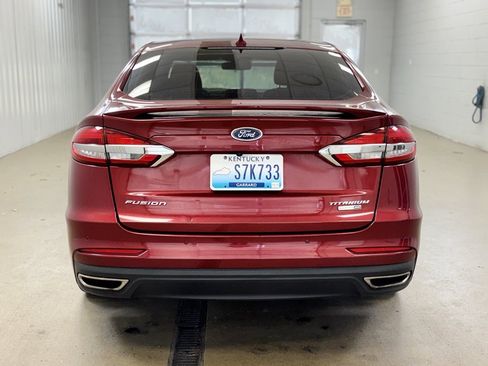 Used 2019 Ford Fusion Titanium image 6