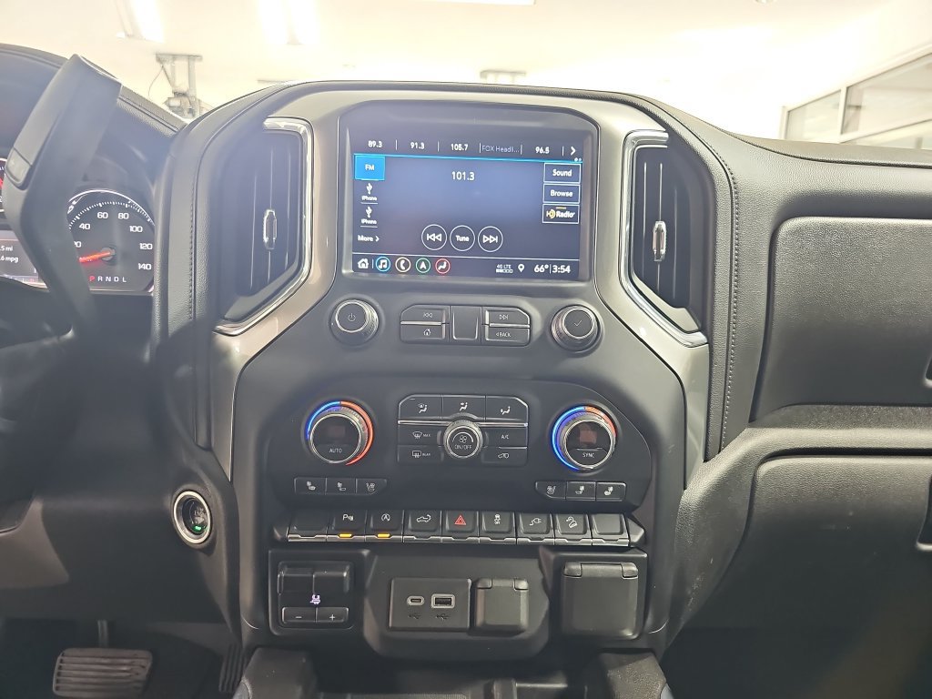 Used 2019 Chevrolet Silverado 1500 LTZ AWD/4WD image 25