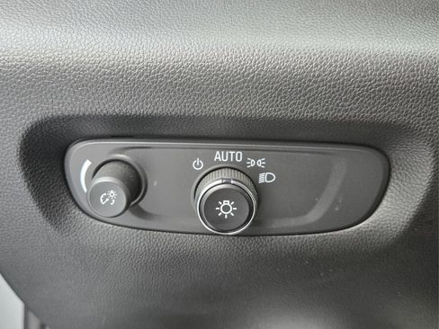 Used 2022 Chevrolet Traverse Premier w/ Redline Edition image 26