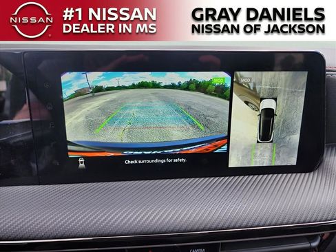 New 2025 Nissan Kicks SR image 4