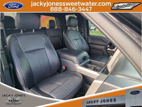 Certified 2022 Ford F350 Lariat w/ Chrome Package image 29