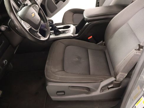Used 2022 Chevrolet Colorado LT w/ Safety Package RWD image 10