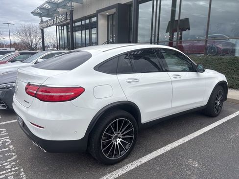 Used 2019 Mercedes-Benz GLC 300 GLC 300 Coupe image 2