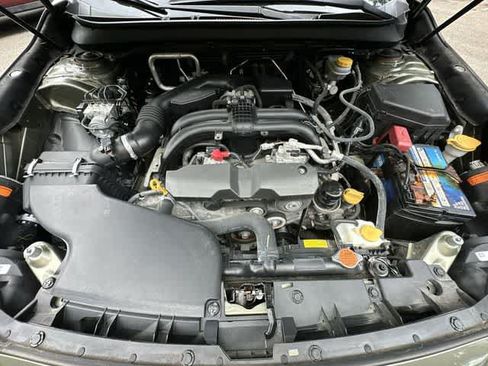 Used 2017 Subaru Outback 2.5i Touring w/ Popular Package #5A AWD/4WD image 27
