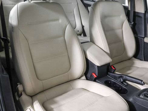 Used 2012 Volkswagen Jetta SEL image 44