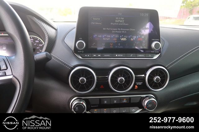 Used 2024 Nissan Sentra SV FWD image 15