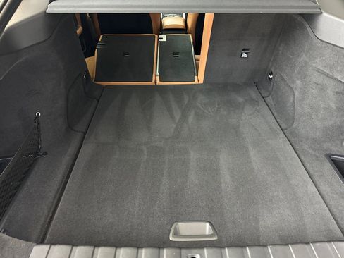 Certified 2024 BMW i4 eDrive35 w/ M Sport Package image 33