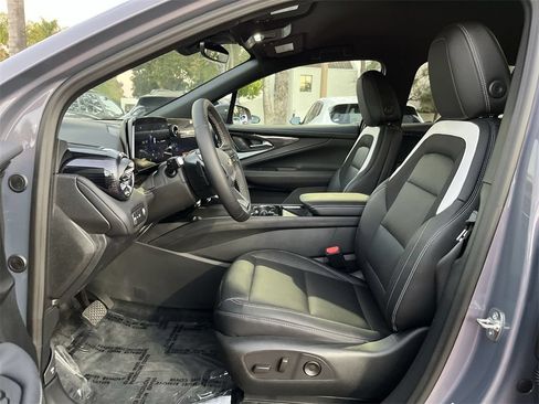 New 2026 Chevrolet Blazer EV LT FWD image 18