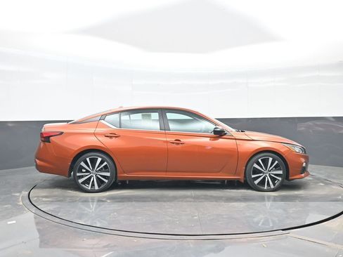 Used 2021 Nissan Altima 2.5 SR image 7