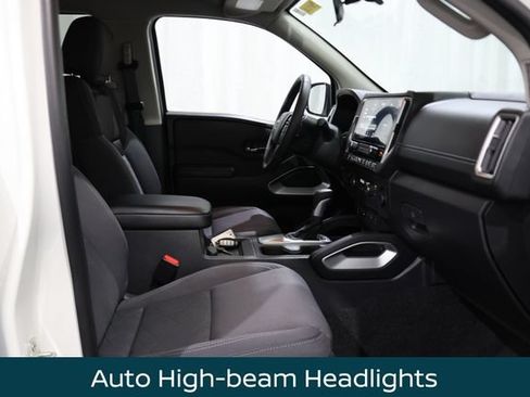 Certified 2025 Nissan Frontier SV w/ SV Convenience Package AWD/4WD image 13