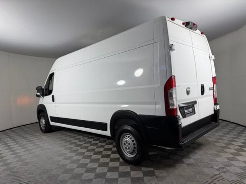Used 2025 RAM ProMaster 3500 w/ Convenience Group FWD image 10
