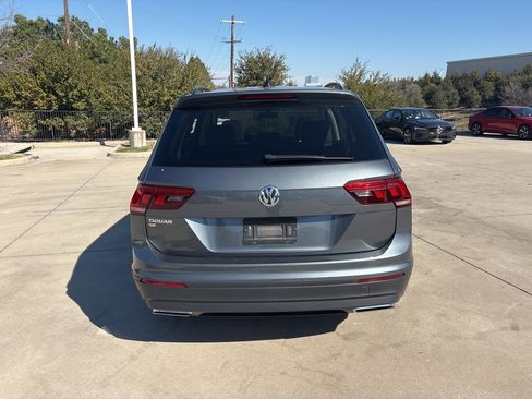Used 2019 Volkswagen Tiguan SE image 6
