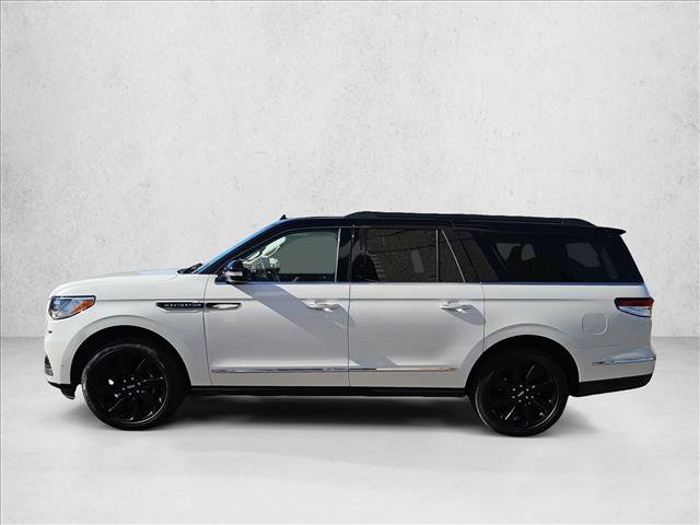Used 2024 Lincoln Navigator L Black Label AWD/4WD image 3