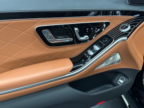Certified 2024 Mercedes-Benz S 580 4MATIC Sedan image 21