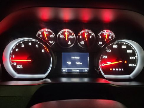 Used 2020 Chevrolet Silverado 1500 Custom w/ Custom Value Package image 18