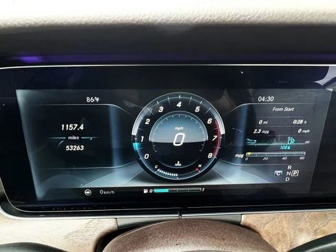 Used 2017 Mercedes-Benz E 300 image 18