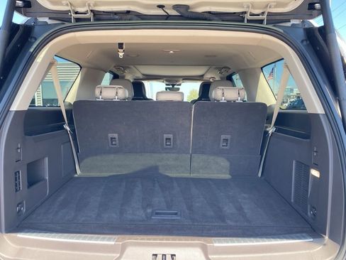 Used 2023 Lincoln Navigator L Reserve w/ Equipment Group 201A image 12