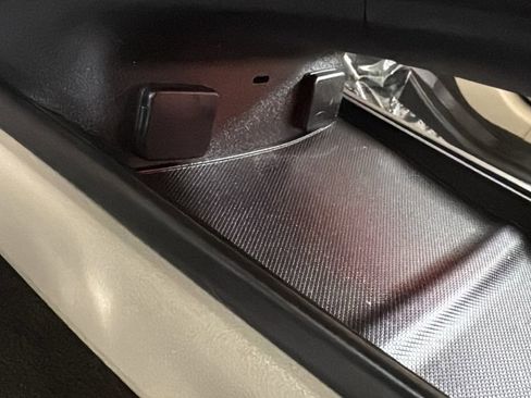 Used 2019 Lincoln MKZ Reserve image 27