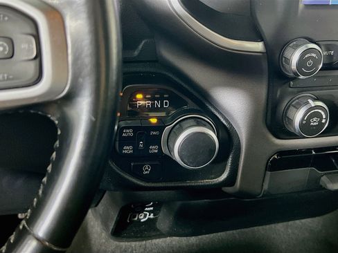 Used 2022 RAM 1500 Big Horn AWD/4WD image 16