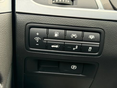 Used 2019 Genesis G80 5.0 Ultimate RWD image 27