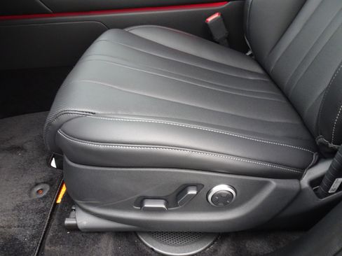 New 2026 Genesis GV80 2.5T image 7