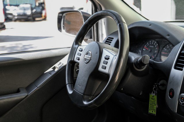 Used 2019 Nissan Frontier SV RWD image 13