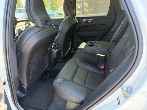 New 2026 Volvo XC60 B5 Ultra w/ Protection Package Premier AWD/4WD image 8