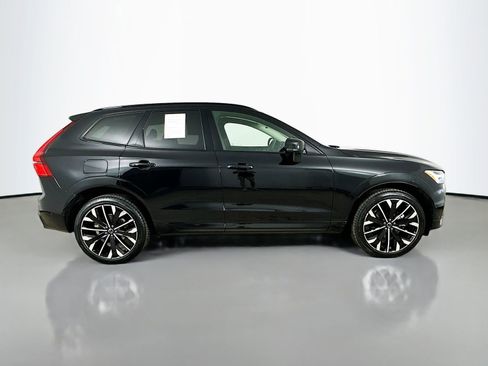 Used 2026 Volvo XC60 B5 Ultra w/ Protection Package Premier AWD/4WD image 4