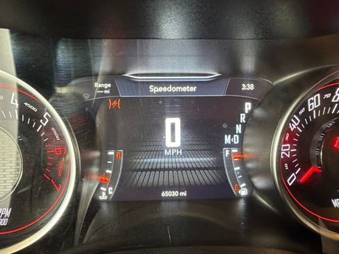 Used 2020 Dodge Challenger R/T RWD image 17