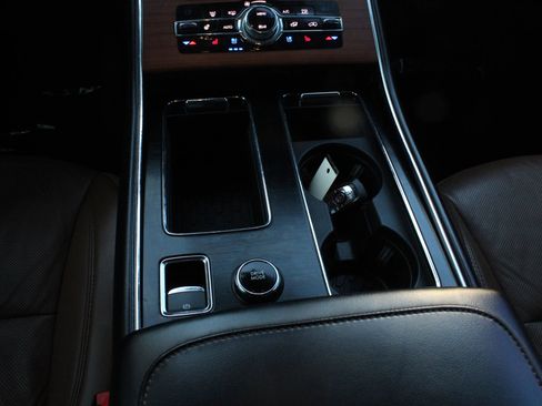 Used 2020 Lincoln Aviator Reserve w/ Equipment Group 201A image 32