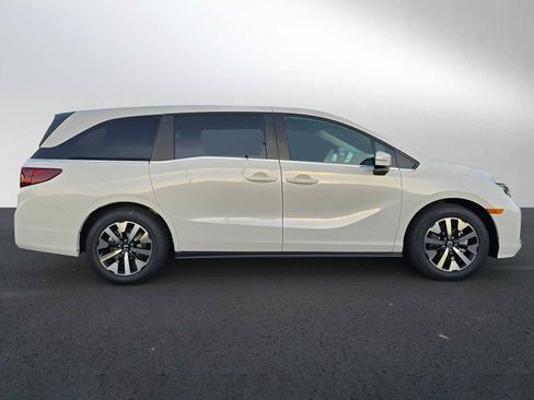 New 2026 Honda Odyssey EX-L image 2