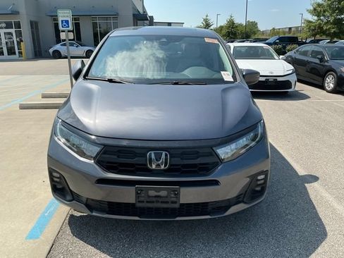 Used 2025 Honda Odyssey EX-L image 2