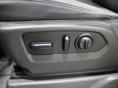 Used 2019 Chevrolet Silverado 1500 RST w/ All-Star Edition image 4