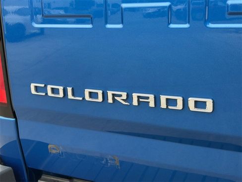 Used 2022 Chevrolet Colorado Z71 image 12