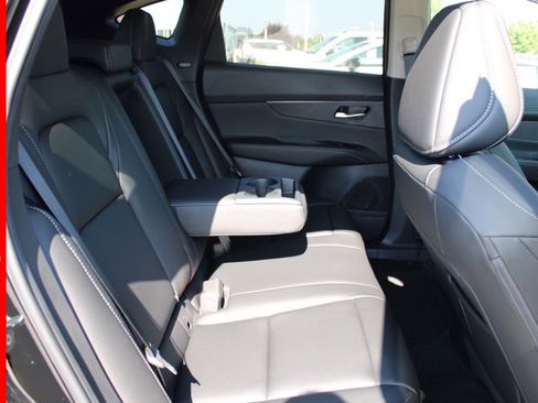 New 2025 Nissan Murano SV w/ Cargo Package image 17