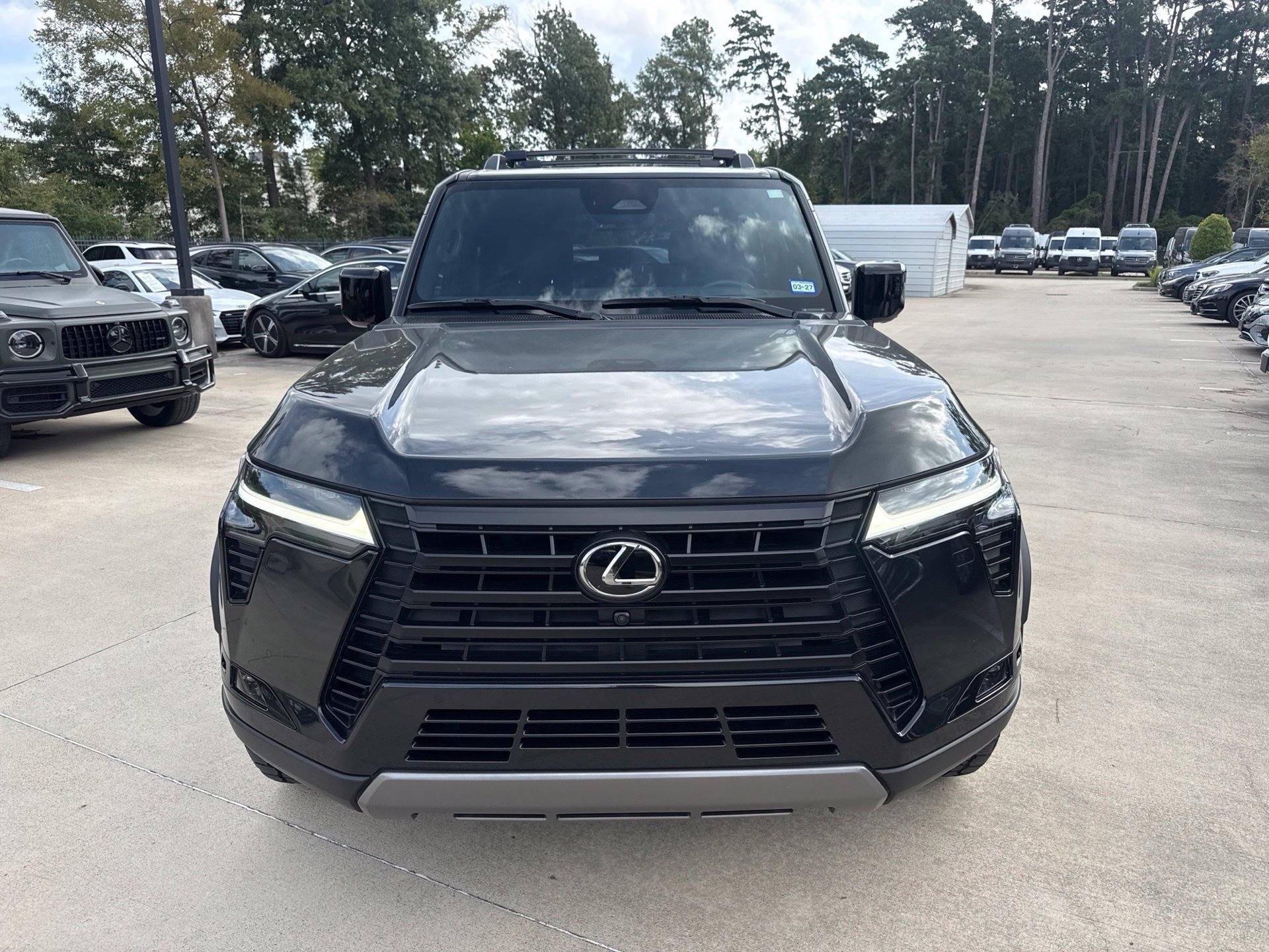 Used 2024 Lexus GX 550 AWD/4WD image 2