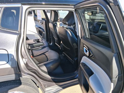 Used 2022 Jeep Compass Limited AWD/4WD image 20