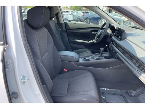 Certified 2023 Honda Accord LX image 18