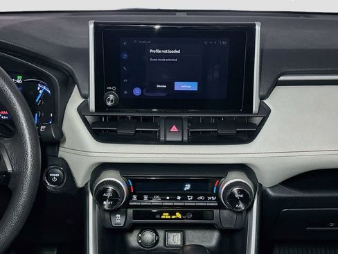 Used 2023 Toyota RAV4 XLE image 12