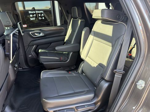 Used 2021 Chevrolet Tahoe Premier AWD/4WD image 18
