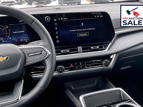 Used 2025 Chevrolet Equinox LT image 6