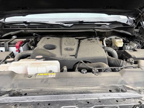 Used 2025 Toyota Tundra SR5 AWD/4WD image 24