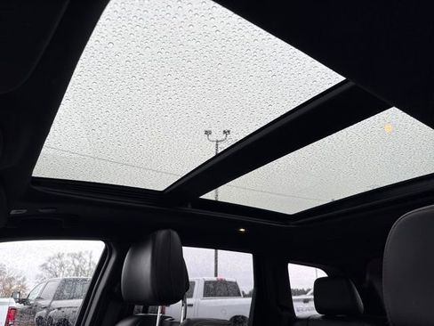 Used 2019 Jeep Grand Cherokee Trailhawk w/ Trailhawk Luxury Group image 21